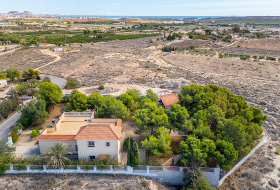 Resale - Villa - Alicante - Ciudad De Asís - Font-calent - El Bacarot