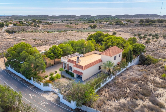 Resale - Villa - Alicante - Ciudad De Asís - Font-calent - El Bacarot