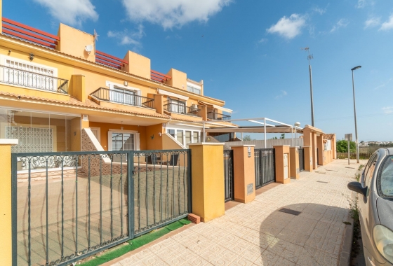 Resale - Bungalow - Orihuela Costa - Los Dolses