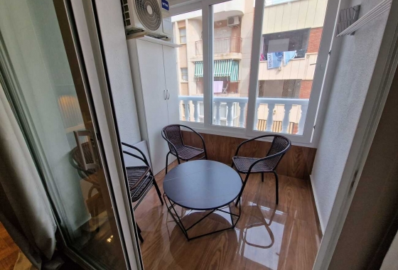 Resale - Apartment / flat - Torrevieja - Costa Blanca