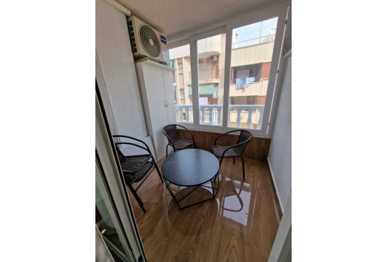 Resale - Apartment / flat - Torrevieja - Costa Blanca