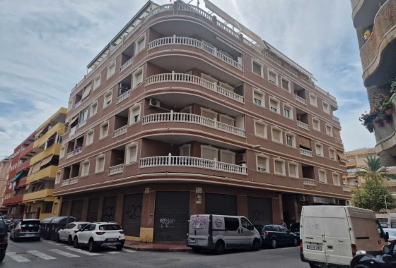 Resale - Apartment / flat - Torrevieja - Costa Blanca