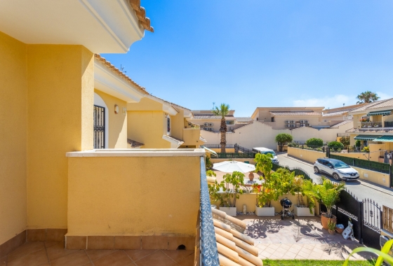 Resale - Villa - Orihuela Costa - Costa Blanca