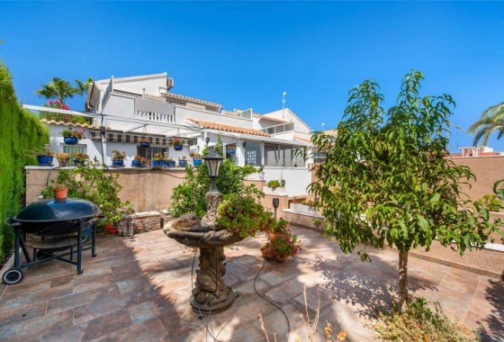 Resale - Villa - Torrevieja - Costa Blanca