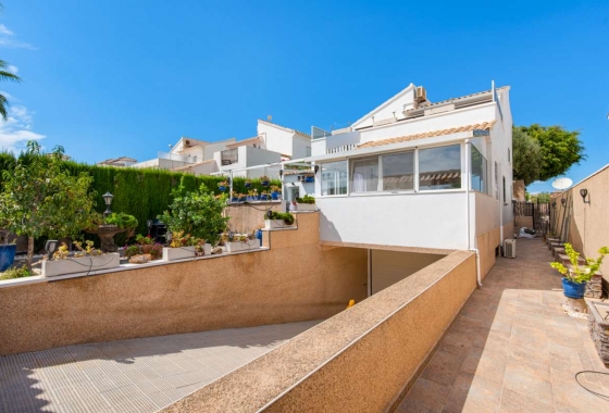 Resale - Villa - Torrevieja - Costa Blanca