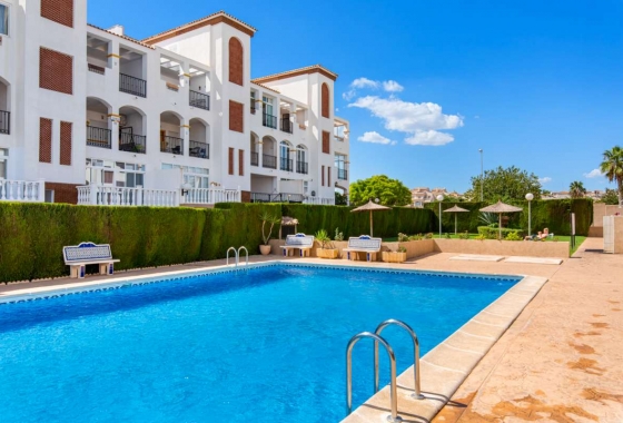 Resale - Villa - Torrevieja - Costa Blanca