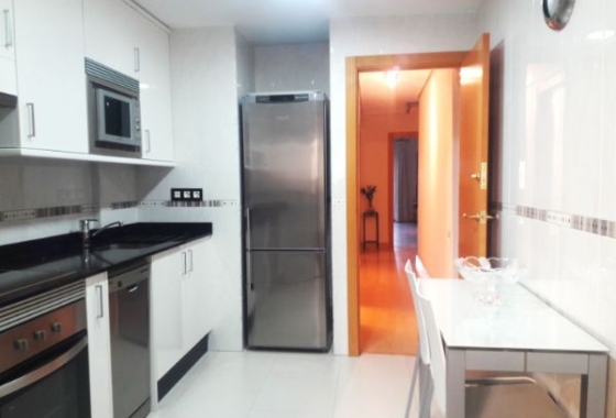 Resale - Apartment / flat - Benidorm - Costa Blanca