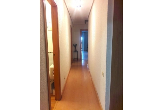 Resale - Apartment / flat - Benidorm - Costa Blanca