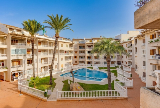 Resale - Apartment / flat - Torrevieja - Playa de los Locos