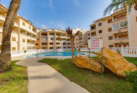 Resale - Apartment / flat - Torrevieja - Playa de los Locos