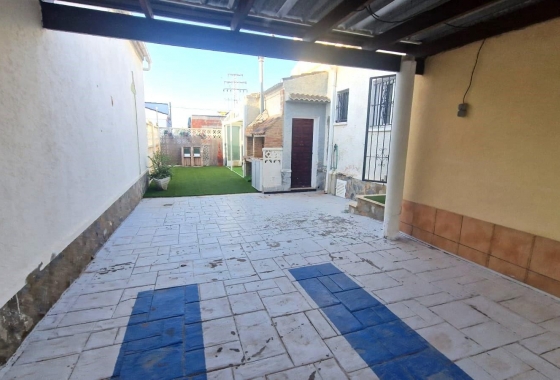 Resale - Villa - Torrevieja - San Luis