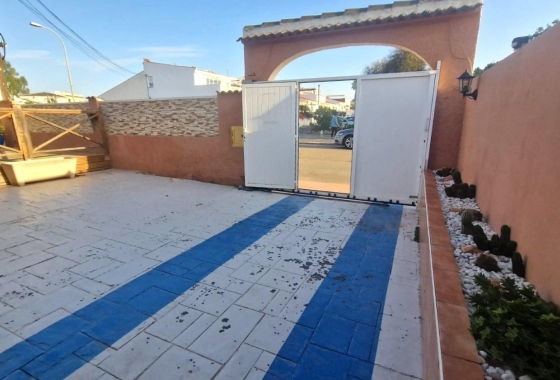 Resale - Villa - Torrevieja - San Luis