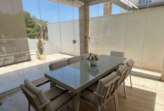 Resale - Villa - Orihuela Costa - Costa Blanca