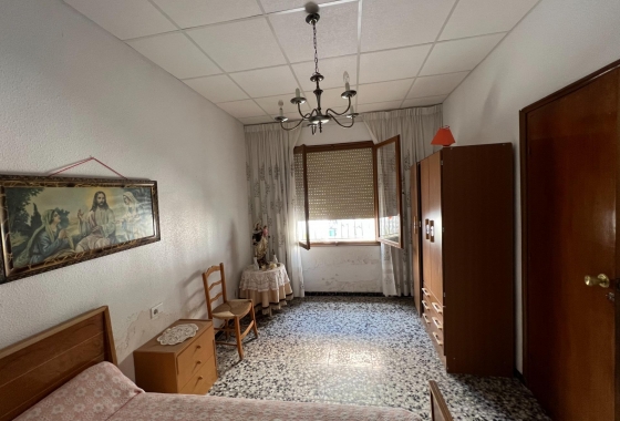 Resale - Townhouse - Dolores - Centro