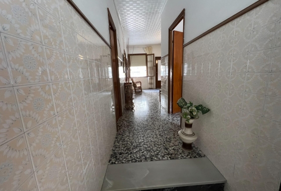 Resale - Townhouse - Dolores - Centro