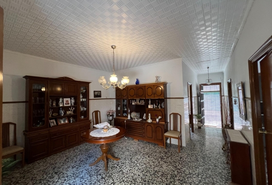 Resale - Townhouse - Dolores - Centro