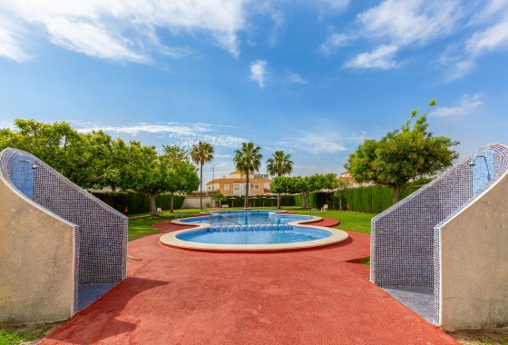 Resale - Bungalow - Torrevieja - Costa Blanca