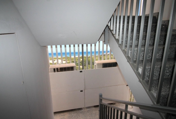 Resale - Apartment / flat - Torrevieja - La Mata