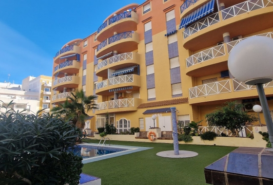 Resale - Apartment / flat - Torrevieja - Costa Blanca