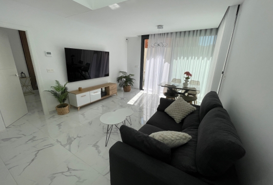 Reventa - Villa - Los Montesinos - Costa Blanca