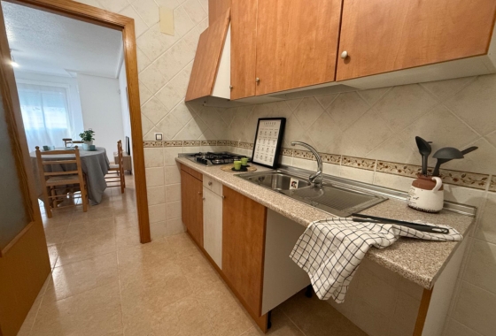 Resale - Apartment / flat - Torrevieja - Centro