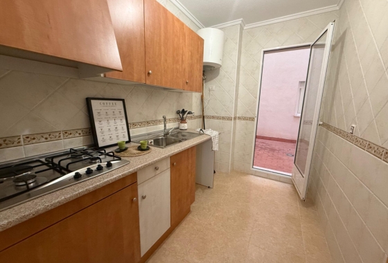 Resale - Apartment / flat - Torrevieja - Centro