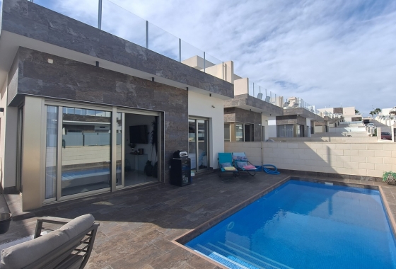 Reventa - Villa - Orihuela Costa - Costa Blanca