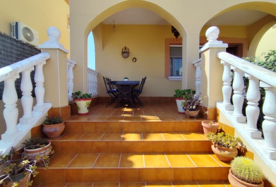 Wiederverkauf - Villa - Torrevieja - Aguas Nuevas 2