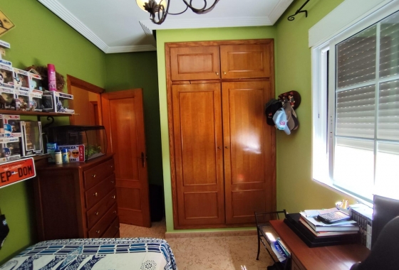 Wiederverkauf - Villa - Torrevieja - Aguas Nuevas 2