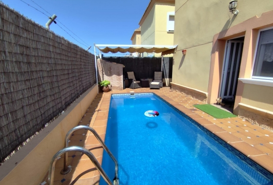Wiederverkauf - Villa - Torrevieja - Aguas Nuevas 2