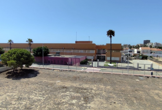 Wiederverkauf - Villa - Torrevieja - Aguas Nuevas 2