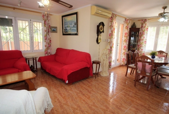 Herverkoop - Villa - Torrevieja - Los Balcones