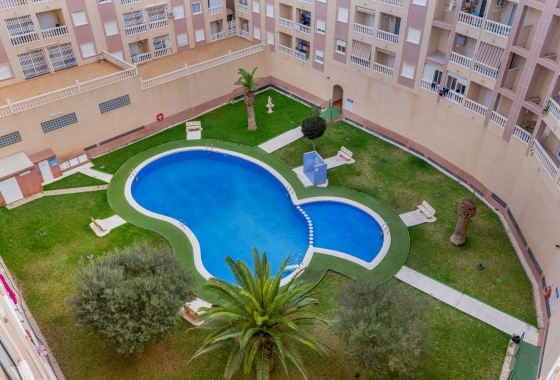 Resale - Apartment / flat - Torrevieja - Parque Las Naciones