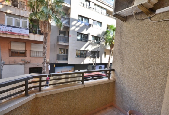 Herverkoop - Appartement / flat - Torrevieja - Centro