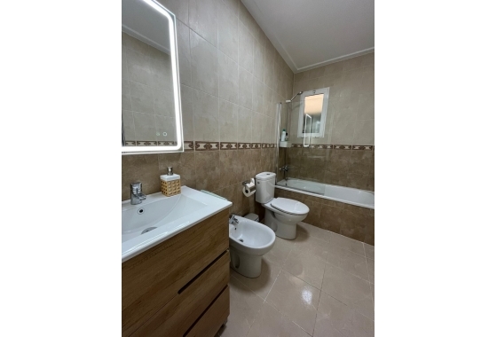 Resale - Apartment / flat - Almoradí - Inland