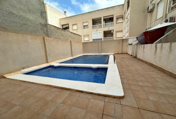 Resale - Apartment / flat - Torrevieja - Playa del Cura