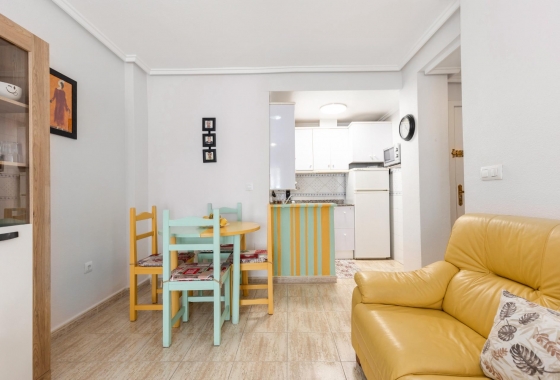 Resale - Apartment / flat - Torrevieja - Centro