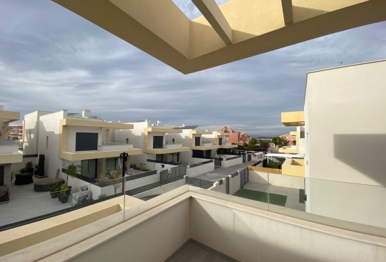 Reventa - Villa - Los Montesinos - Costa Blanca