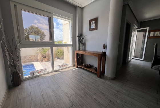 Herverkoop - Villa - Orihuela - Inland