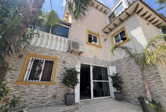 Herverkoop - Villa - Orihuela - Inland