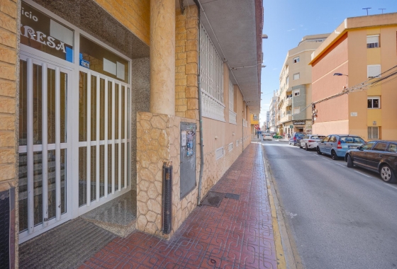 Resale - Apartment / flat - Torrevieja - Costa Blanca