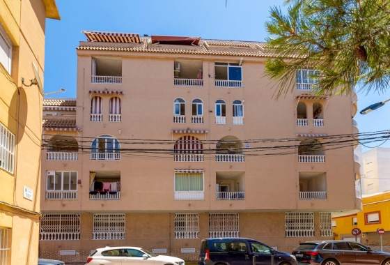 Resale - Apartment / flat - Torrevieja - Costa Blanca