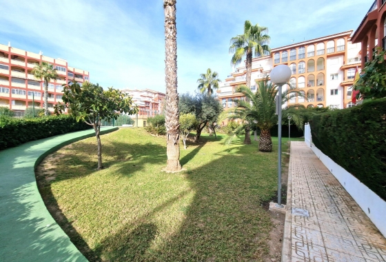 Resale - Apartment / flat - Torrevieja - Torreblanca