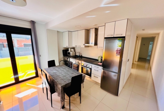 Wiederverkauf - Wohnung - Torrevieja - Playa del Cura