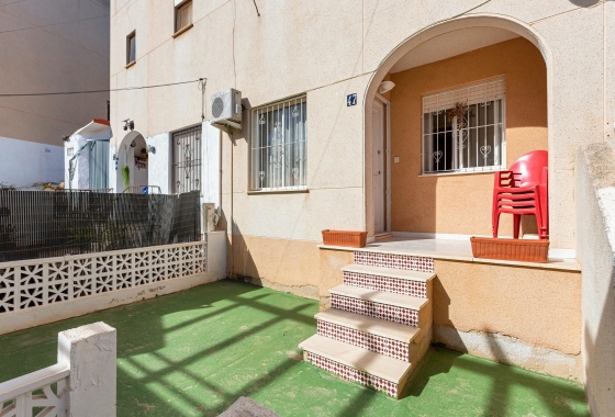 Herverkoop - Appartement / flat - Torrevieja - Lago Jardin