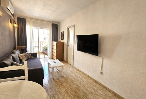 Herverkoop - Appartement / flat - Torrevieja - Estacion De Autobuses