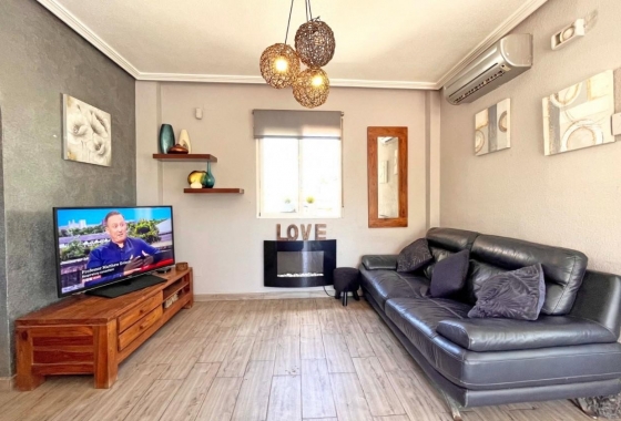 Wiederverkauf - Villa - La Zenia - Costa Blanca