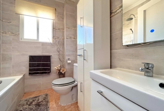 Wiederverkauf - Villa - La Zenia - Costa Blanca