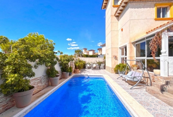 Wiederverkauf - Villa - La Zenia - Costa Blanca