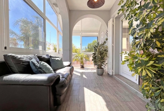 Wiederverkauf - Villa - La Zenia - Costa Blanca